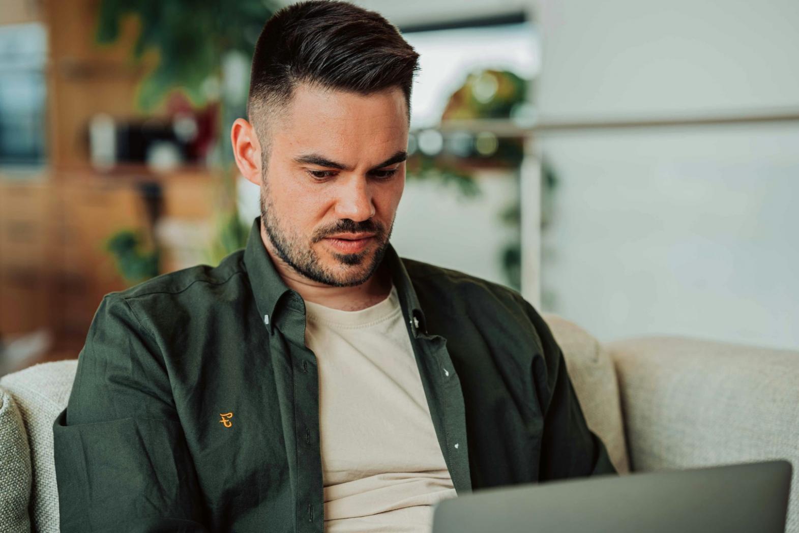 Gráfico de crecimiento progresivo de un fondo de emergencia a lo largo del tiempo